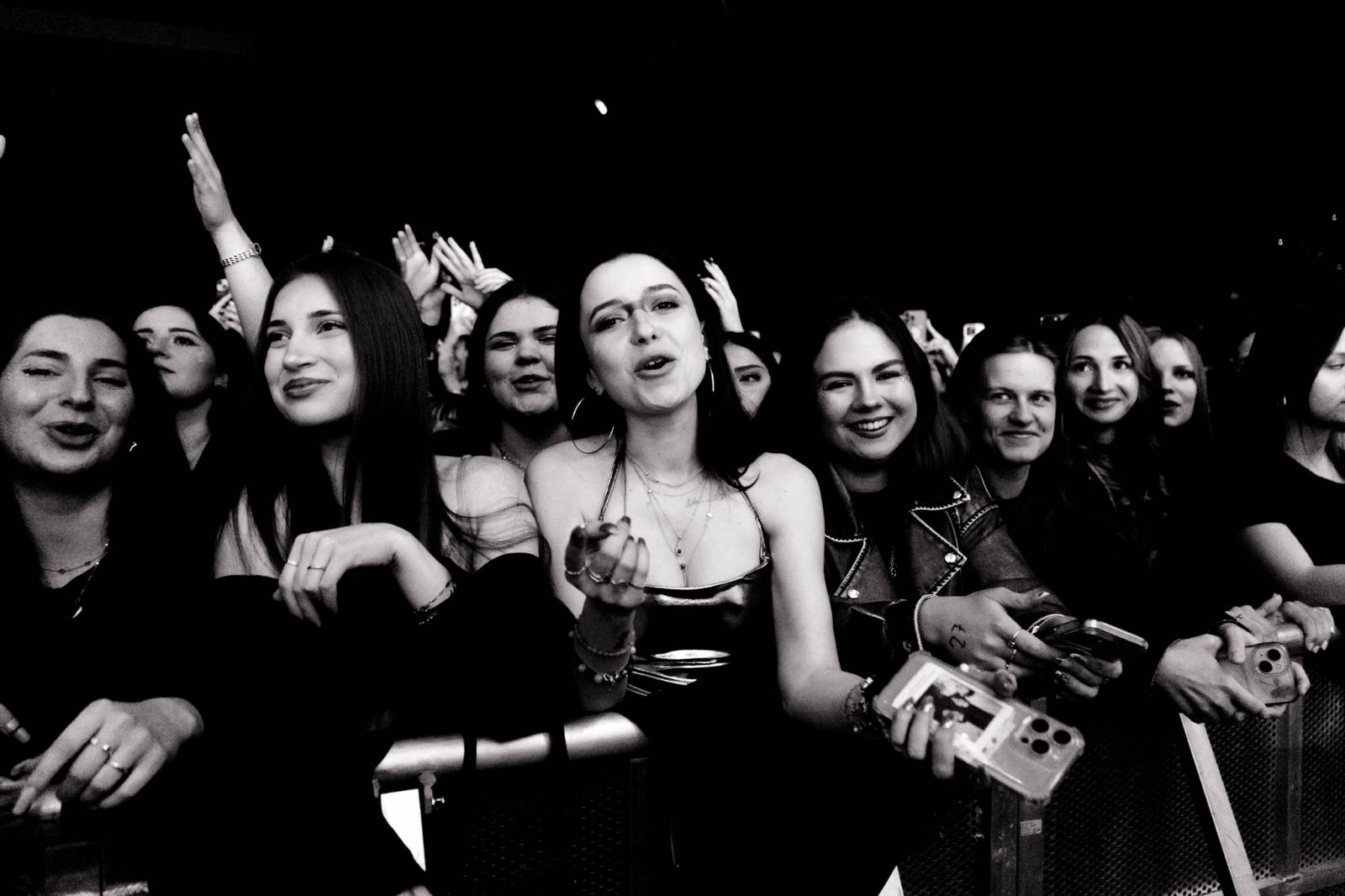 Charismatičtí The Neighbourhood nadšenému publiku v Praze představili aktuální album