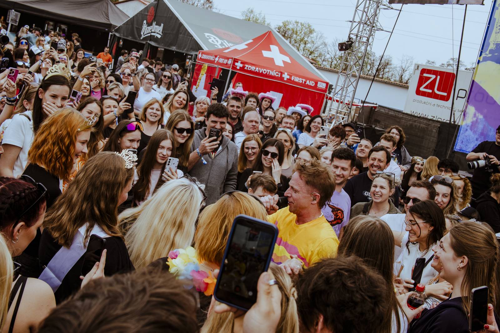 Plzeňský Majáles: Na show Bena Cristovao proběhly zásnuby, vystoupili i Tomáš Klus, Vypsaná fiXa, Calin nebo Sofian Medjmedj