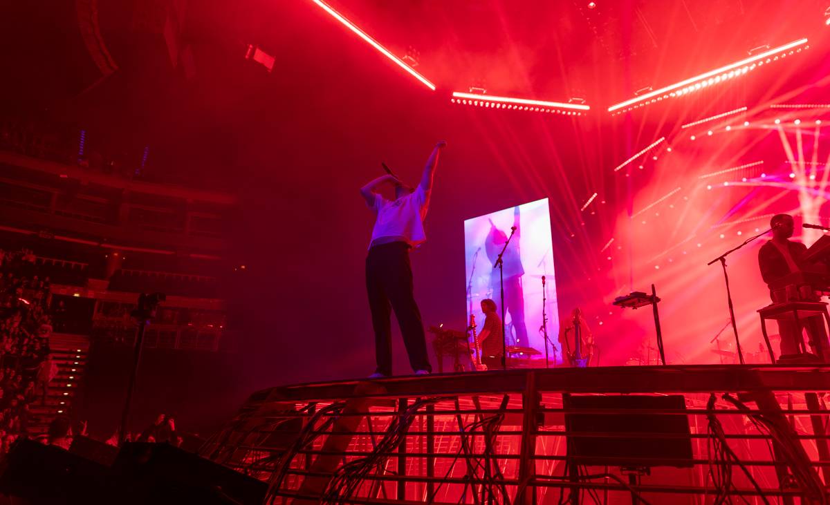 Hudební psychedelie ovládla Prahu, Tame Impala v čele s Kevinem Parkerem vystoupila v O2 areně