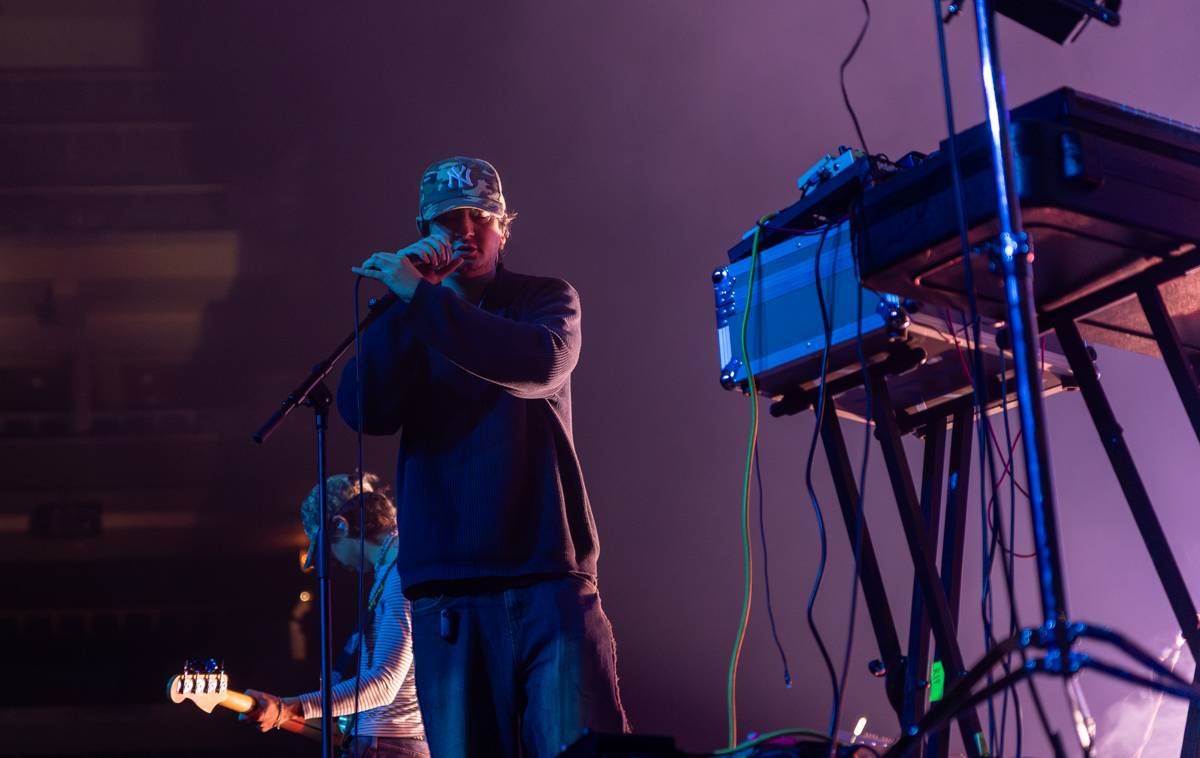 Hudební psychedelie ovládla Prahu, Tame Impala v čele s Kevinem Parkerem vystoupila v O2 areně