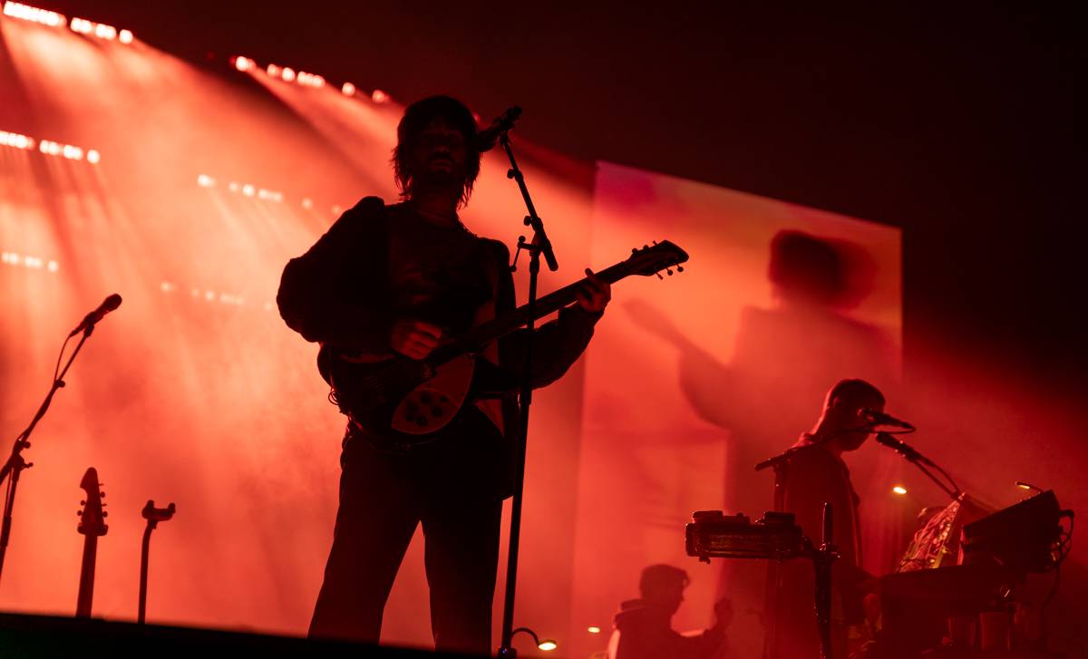 Hudební psychedelie ovládla Prahu, Tame Impala v čele s Kevinem Parkerem vystoupila v O2 areně