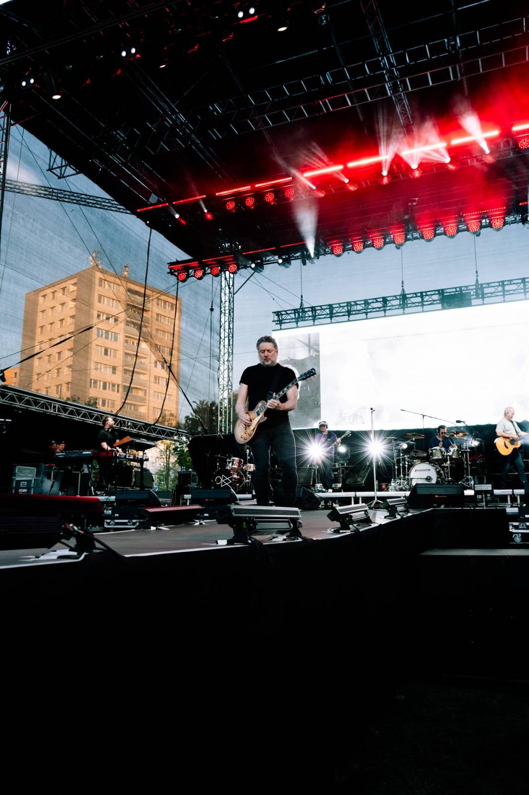 Majáles přivezl do Hradce Králové Chinaski i Calina. Na dvou pódiích se vystřídali také Ben Cristovao či temné alter ego Viktora Sheena