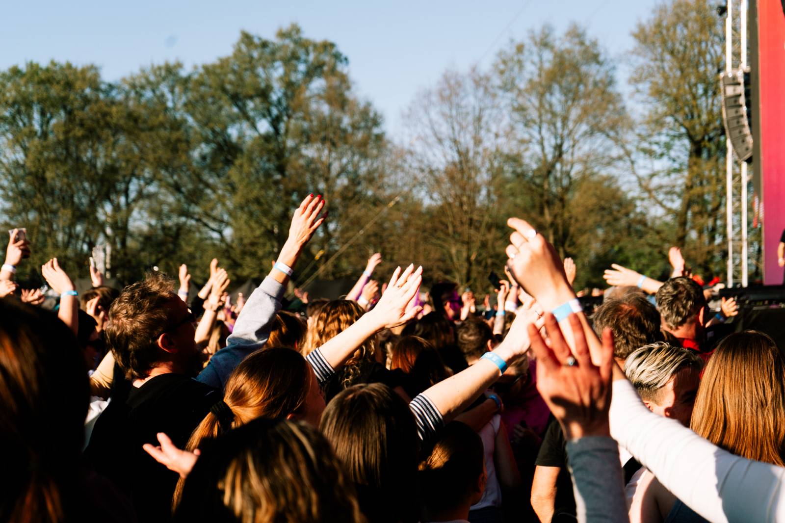 Majáles přivezl do Hradce Králové Chinaski i Calina. Na dvou pódiích se vystřídali také Ben Cristovao či temné alter ego Viktora Sheena