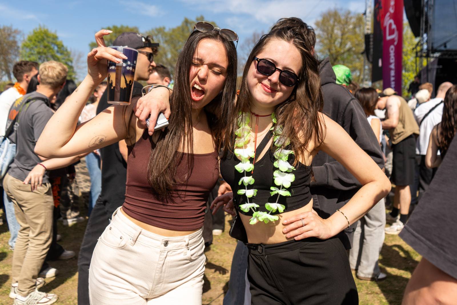 Majáles přivezl do Hradce Králové Chinaski i Calina. Na dvou pódiích se vystřídali také Ben Cristovao či temné alter ego Viktora Sheena