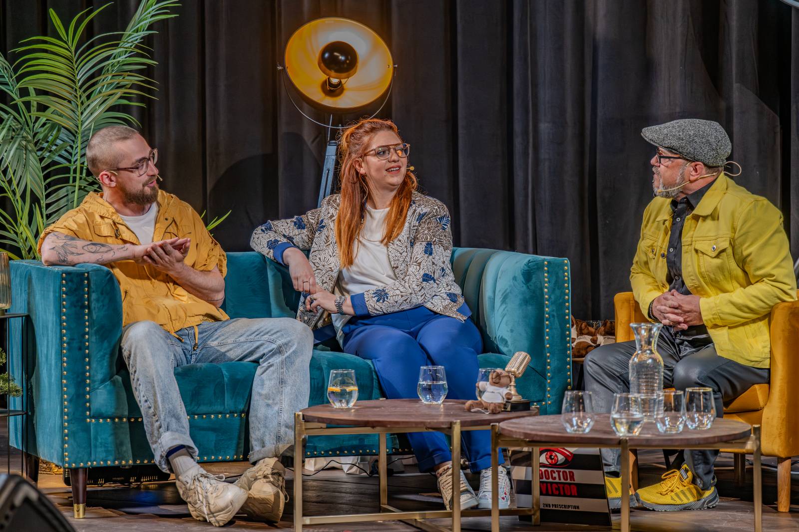 Diváky talkshow U Aleše na střeše bavili Robert Kodym, Varhan Orchestrovič Bauer i frontman Doctor Victor