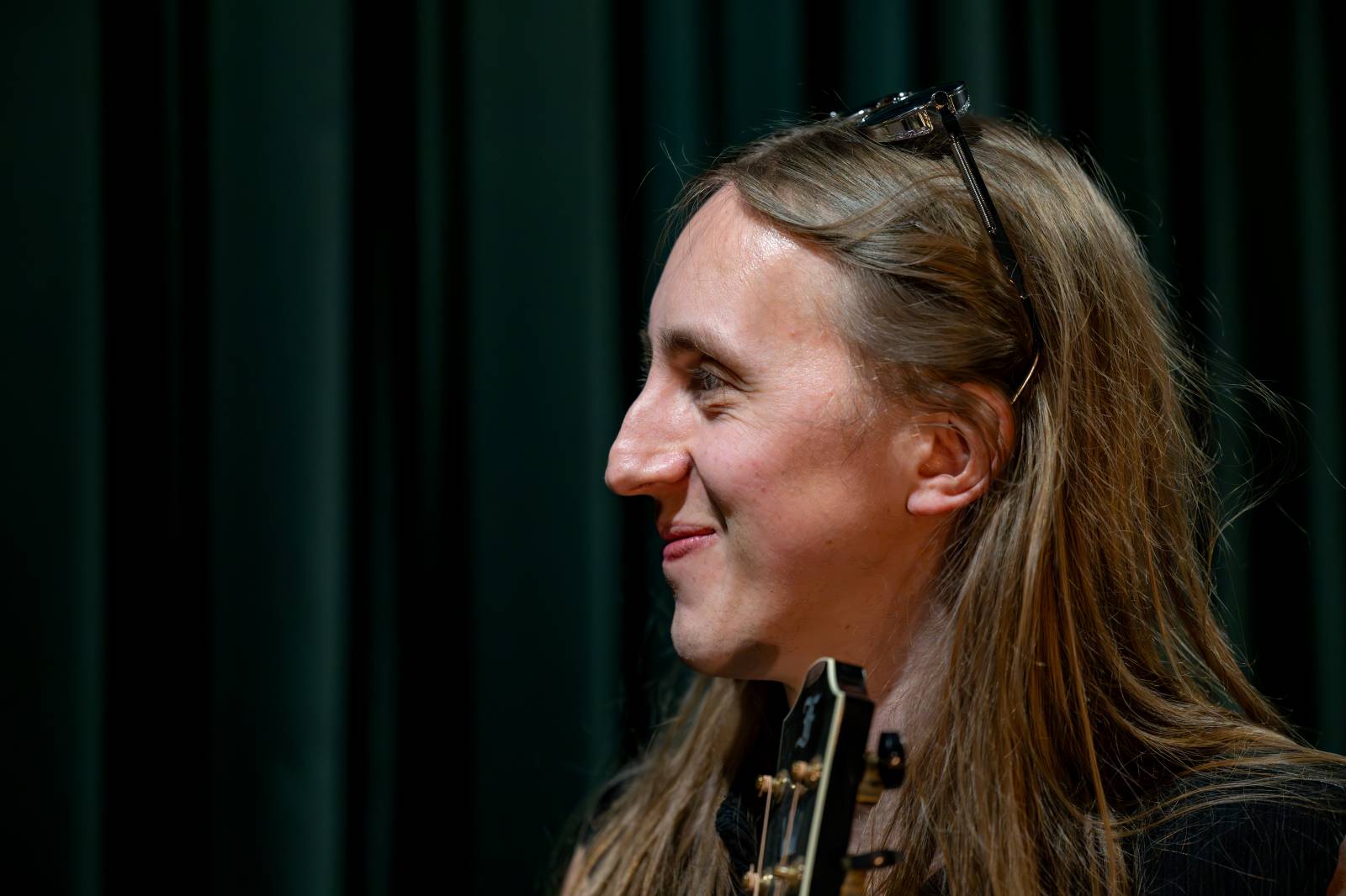 Diváky talkshow U Aleše na střeše bavili Robert Kodym, Varhan Orchestrovič Bauer i frontman Doctor Victor