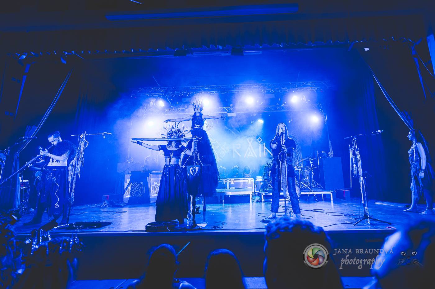 Deloraine se vrátili do Plzně, Šeříkovku proměnili v magický svět
