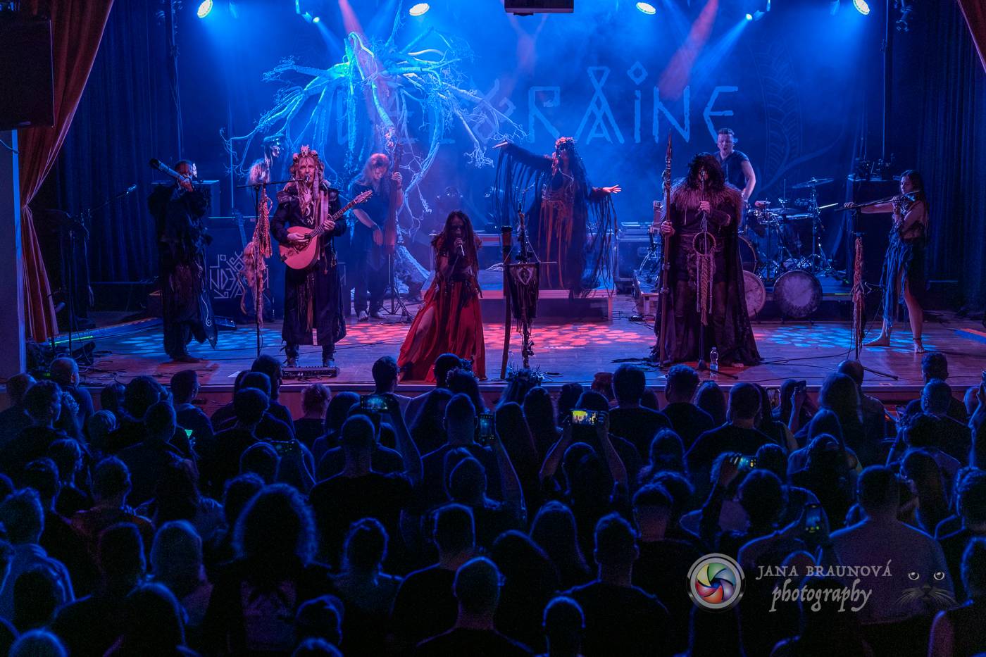 Deloraine se vrátili do Plzně, Šeříkovku proměnili v magický svět