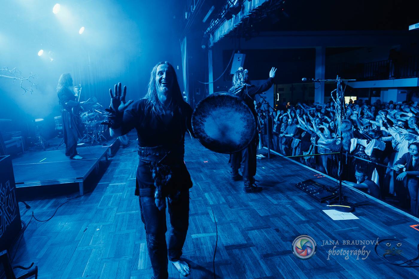 Deloraine se vrátili do Plzně, Šeříkovku proměnili v magický svět