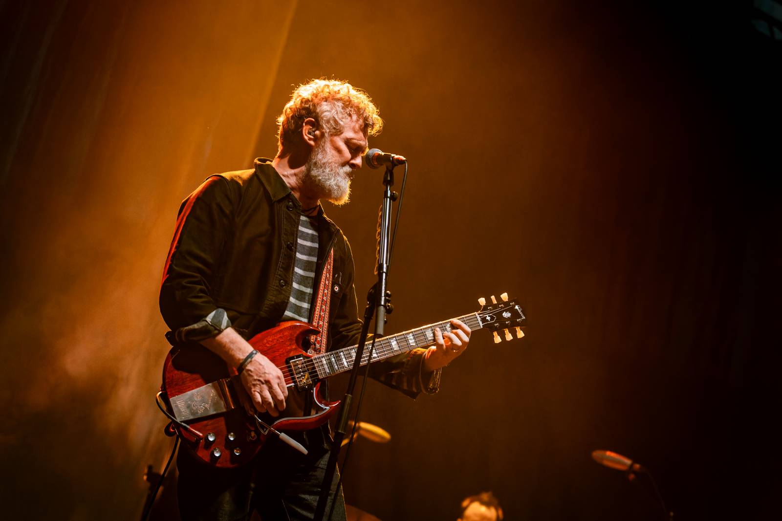Glen Hansard ve Velkém sále pražské Lucerny: Večer, který šel rovnou pod kůži