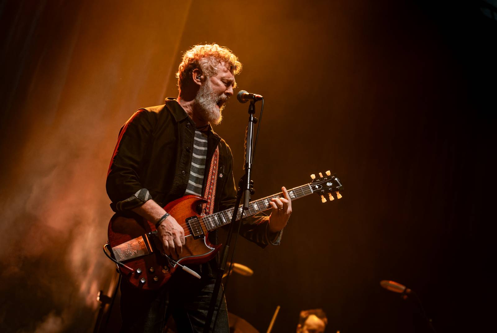 Glen Hansard ve Velkém sále pražské Lucerny: Večer, který šel rovnou pod kůži
