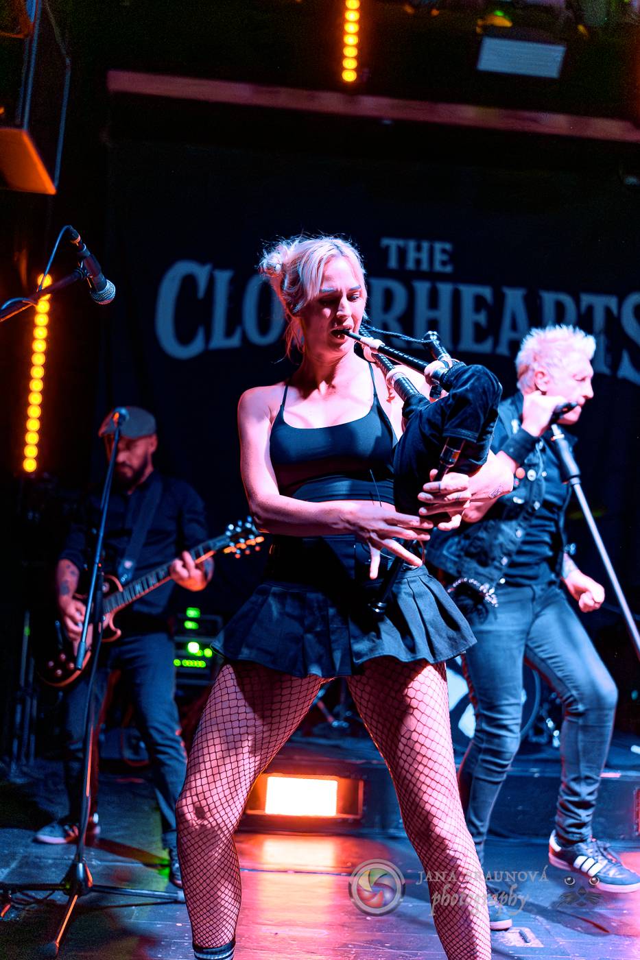Punkový večírek v Plzni: Pod kotlem tam zatopili The Cloverhearts