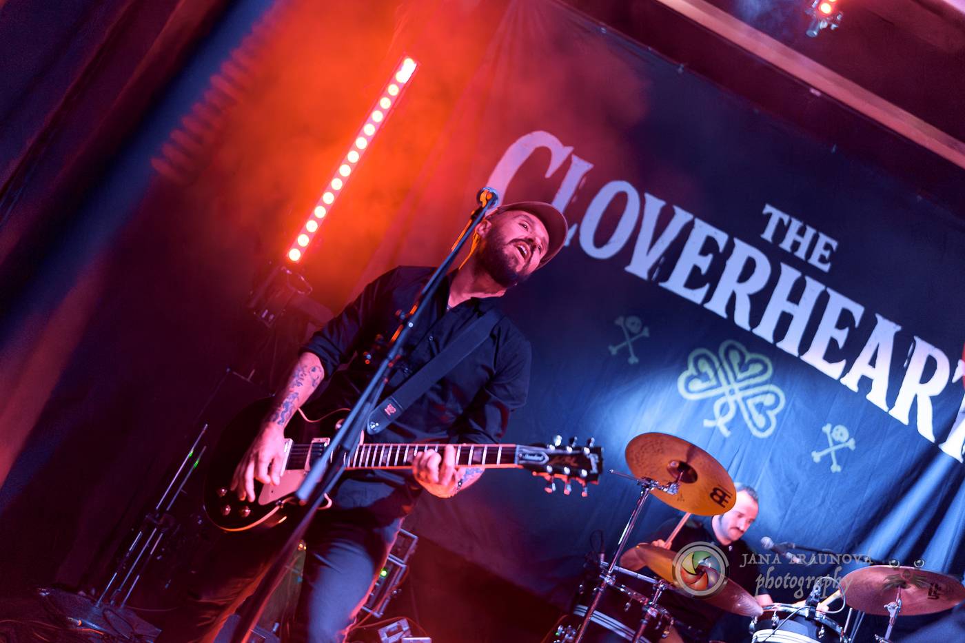Punkový večírek v Plzni: Pod kotlem tam zatopili The Cloverhearts