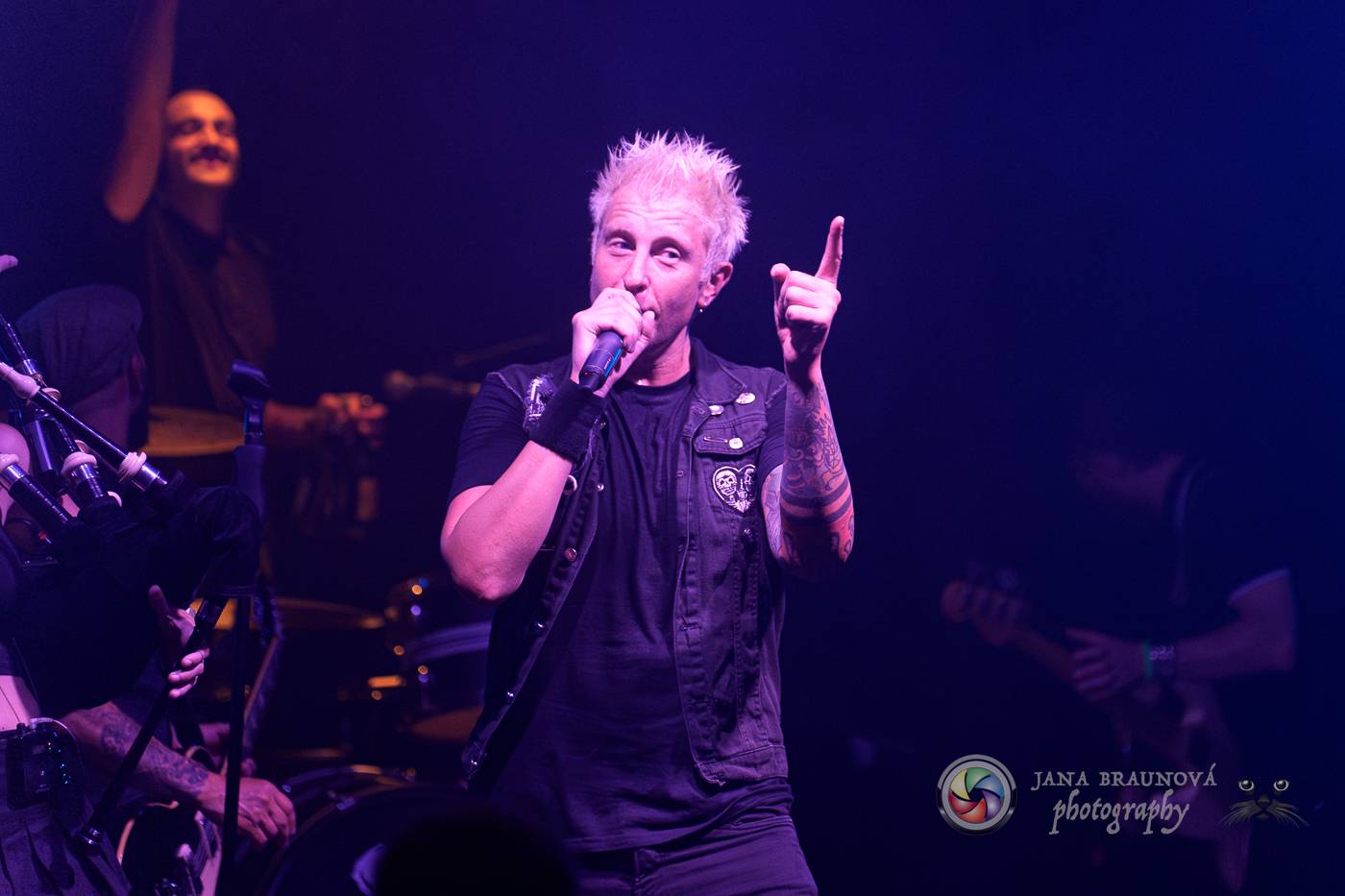 Punkový večírek v Plzni: Pod kotlem tam zatopili The Cloverhearts