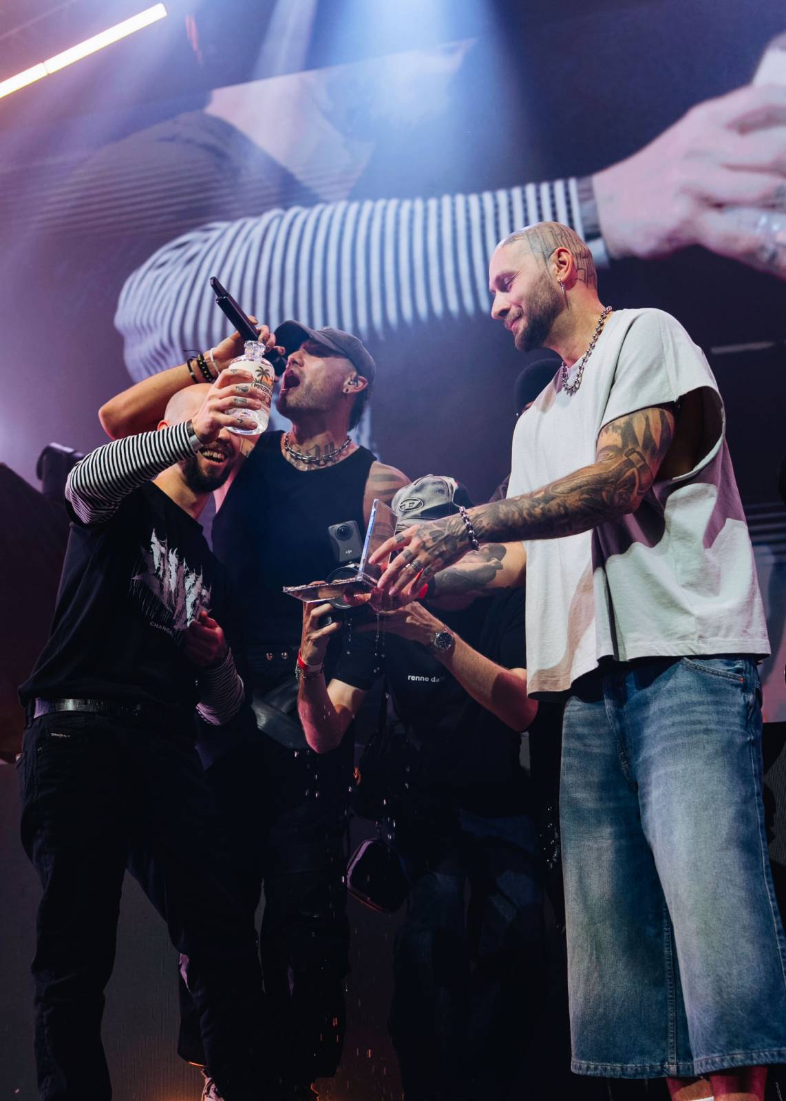Renne Dang předvedl ve Foru Karlín show světového formátu a pokřtil album Trauma Party