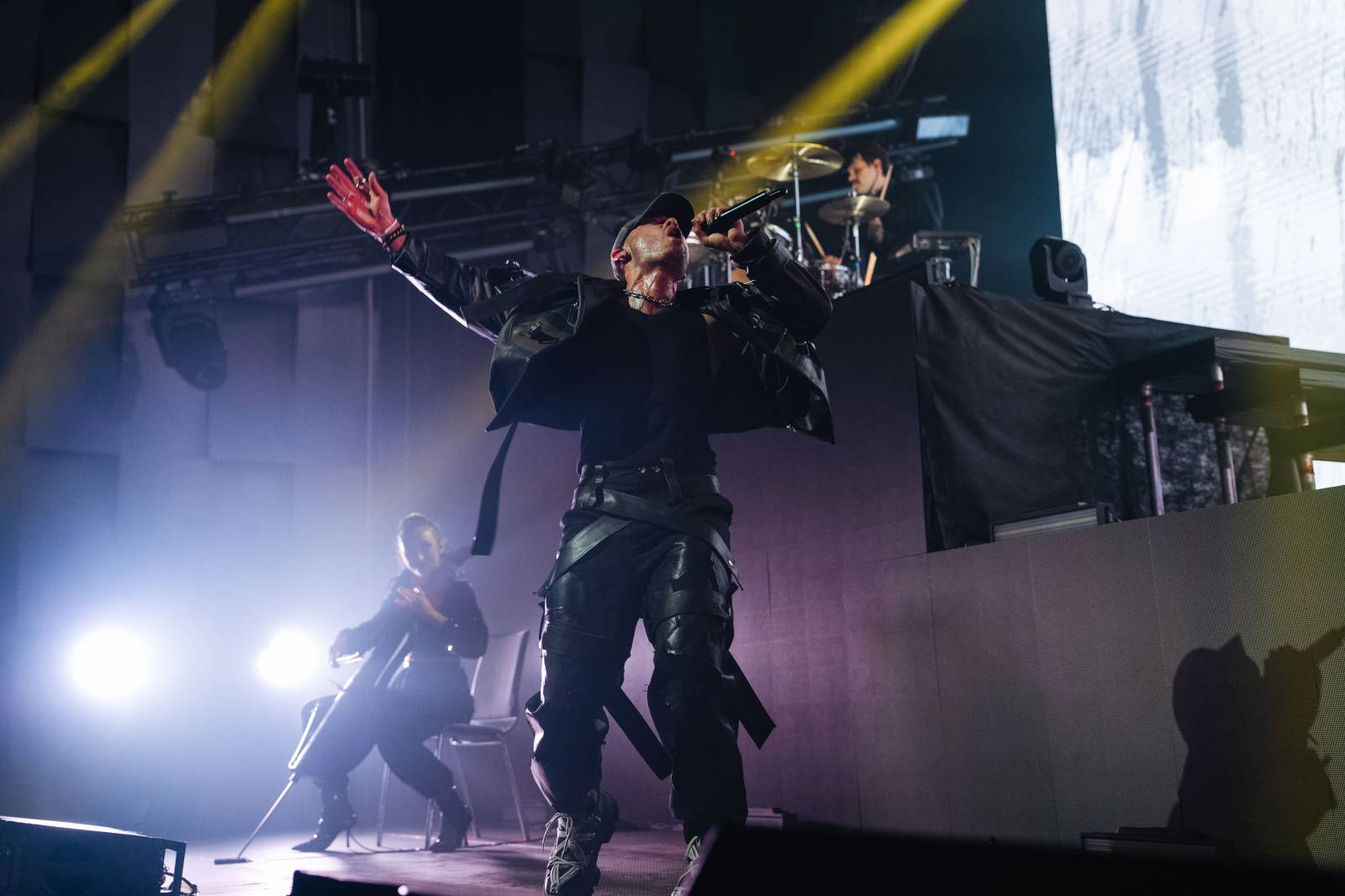 Renne Dang předvedl ve Foru Karlín show světového formátu a pokřtil album Trauma Party