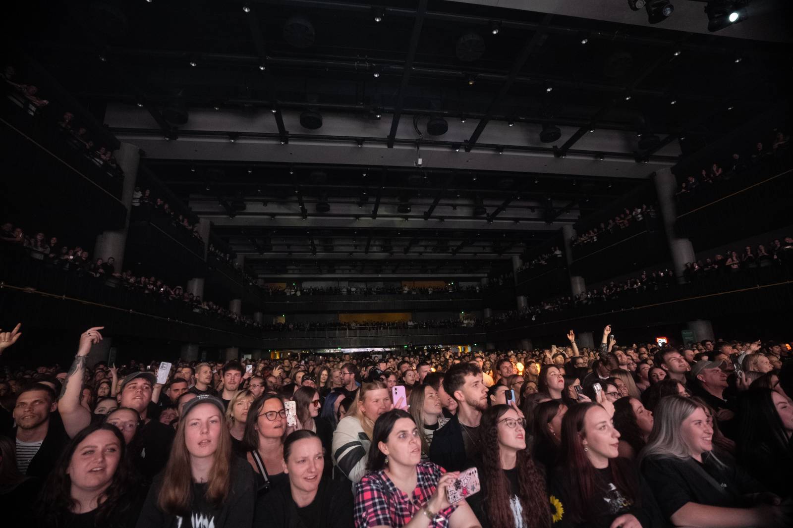Renne Dang předvedl ve Foru Karlín show světového formátu a pokřtil album Trauma Party