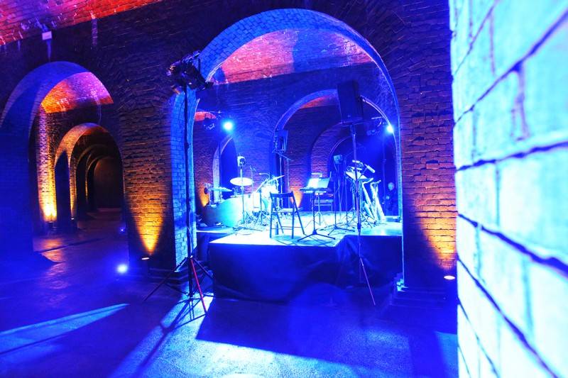 JazzFestBrno přivítal Toma Skinnera. Vystoupil v unikátních prostorách Vodojemů na Žlutém kopci