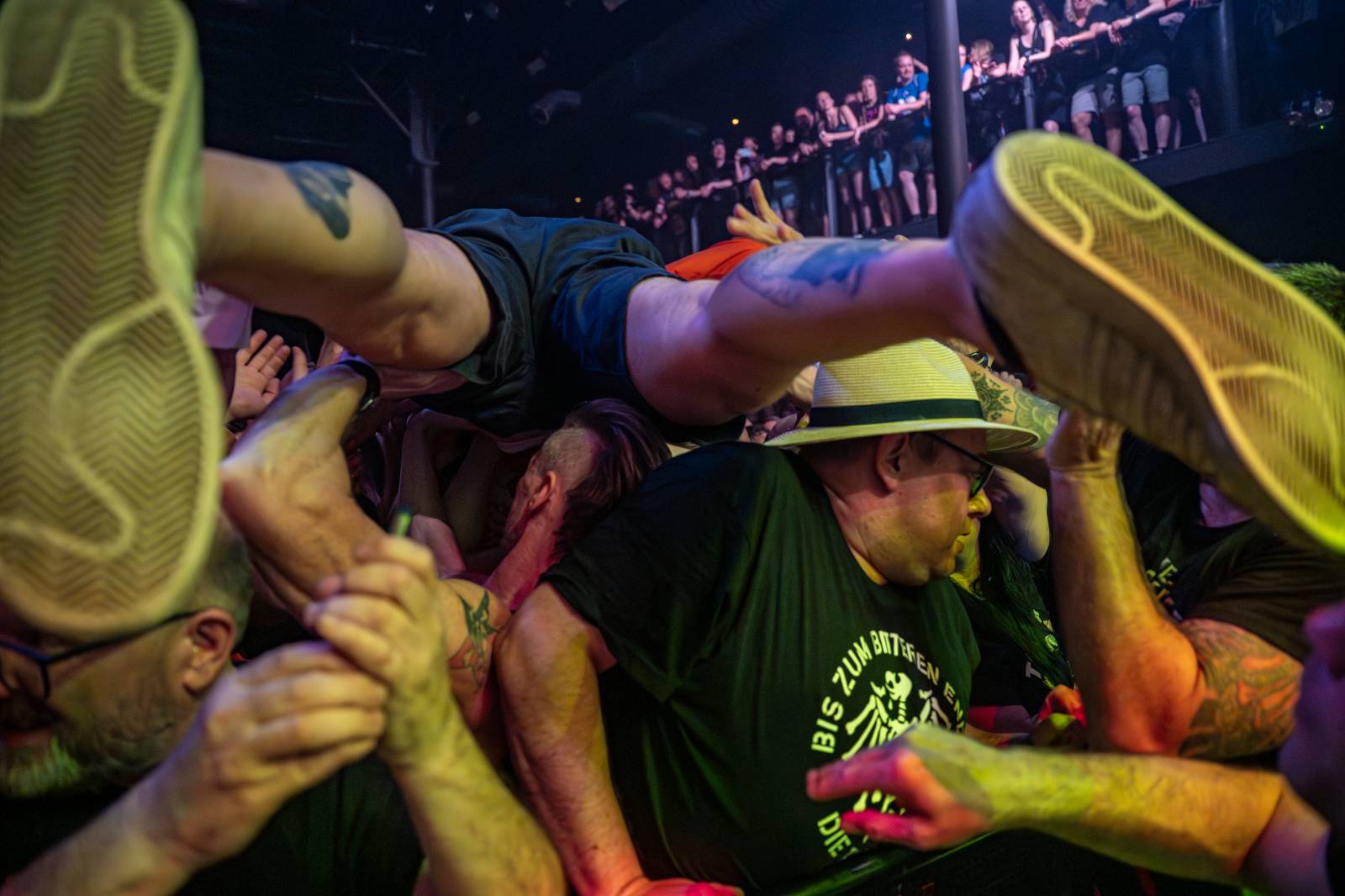 Die Toten Hosen rozhýbali pražské SaSaZu. Představili nová alba a potěšili největšími hity