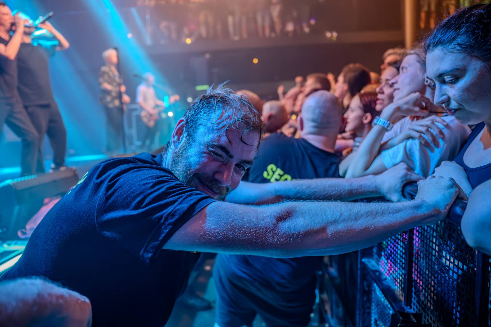 Die Toten Hosen rozhýbali pražské SaSaZu. Představili nová alba a potěšili největšími hity
