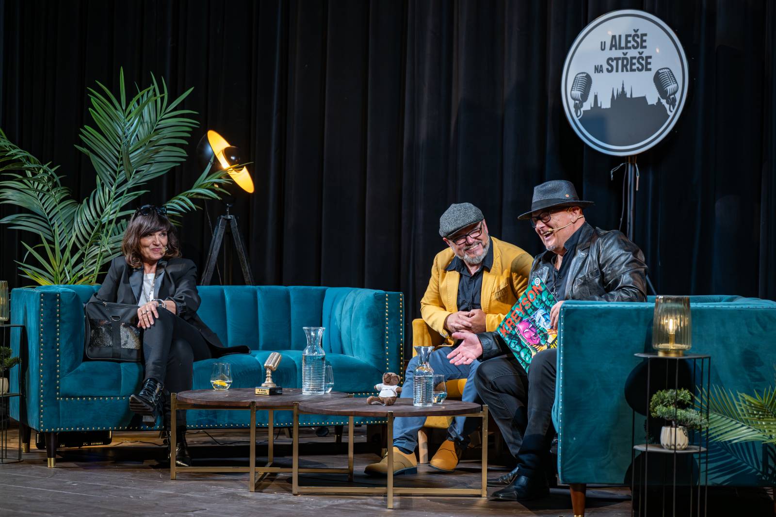 Natáčel se další díl talkshow U Aleše na střeše. Publikum v Litni bavili Michal Pavlíček, Tanja, Láďa Křížek, Šárka Vaňková a Leona Šenková