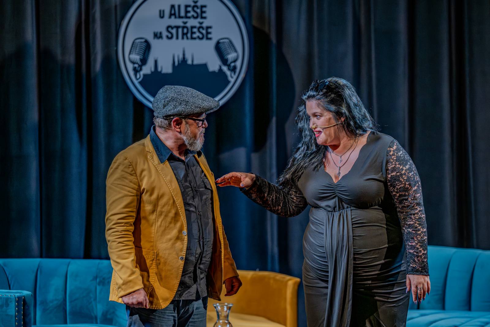 Natáčel se další díl talkshow U Aleše na střeše. Publikum v Litni bavili Michal Pavlíček, Tanja, Láďa Křížek, Šárka Vaňková a Leona Šenková