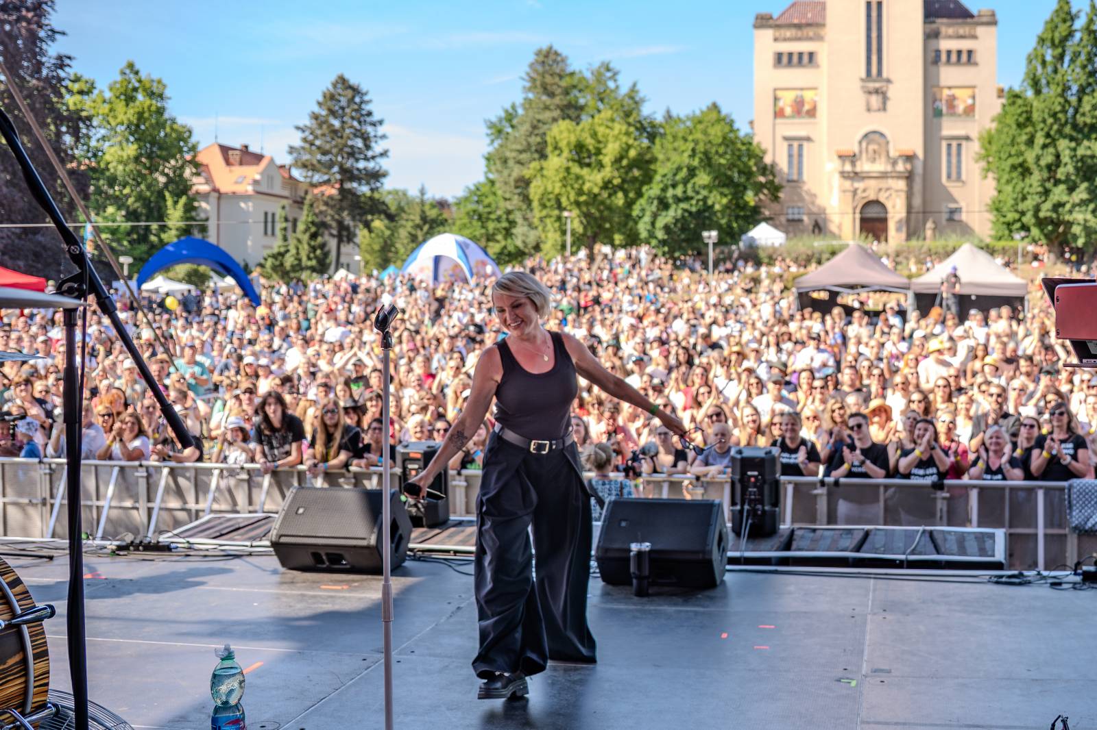 Mezi ploty, den první: Program zahájili Lucie, No Name, Martina Pártlová, Marpo nebo Michal Hrůza