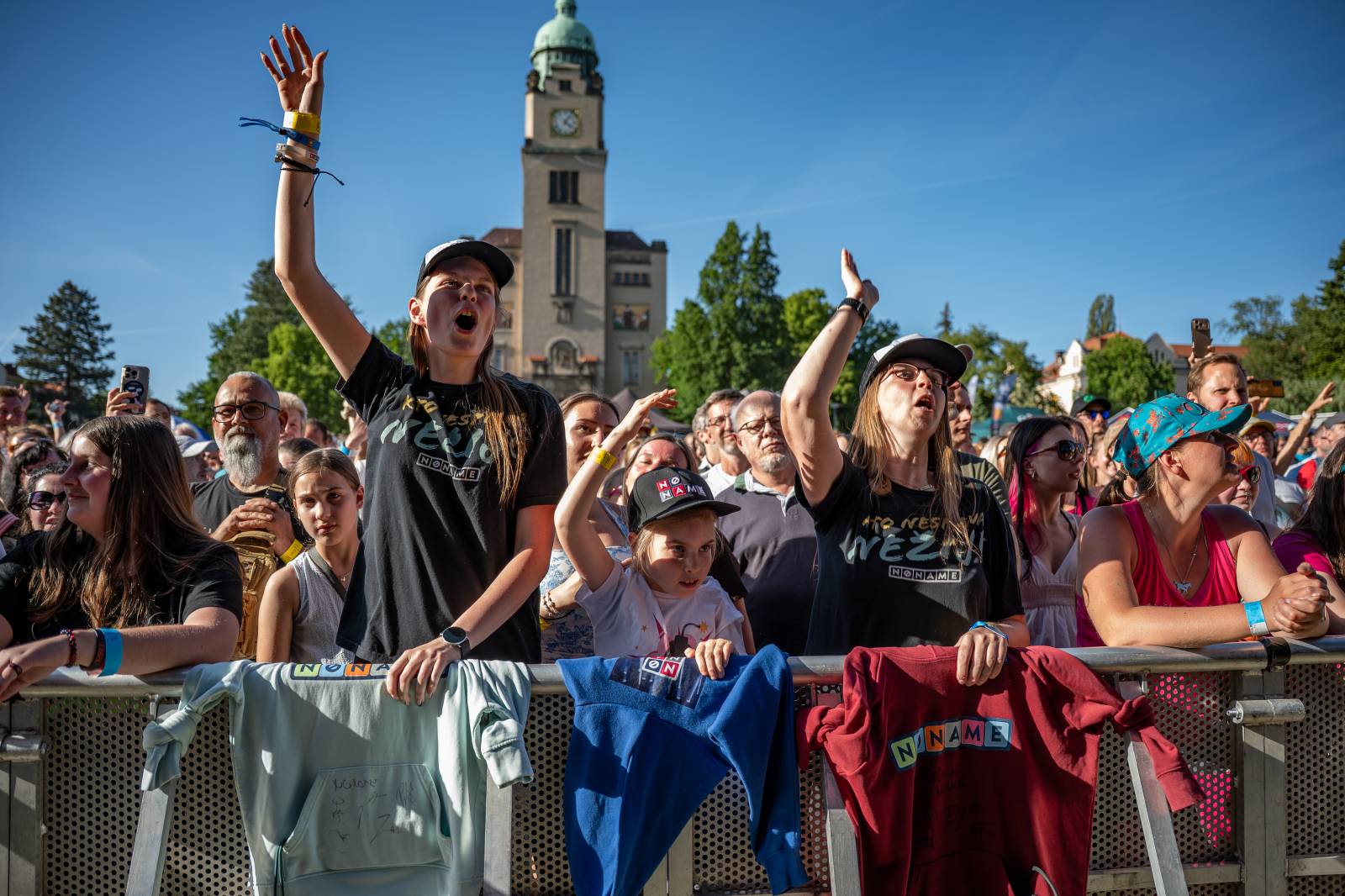 Mezi ploty, den první: Program zahájili Lucie, No Name, Martina Pártlová, Marpo nebo Michal Hrůza