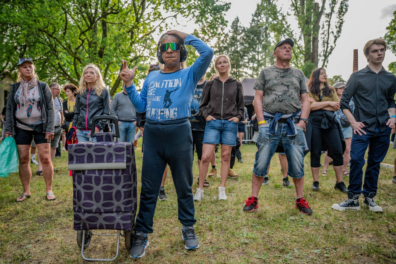 Mezi ploty, den druhý: Nad Prahou úřadovala bouře. Vystoupili Divokej Bill, Tomáš Klus i Kateřina Marie Tichá