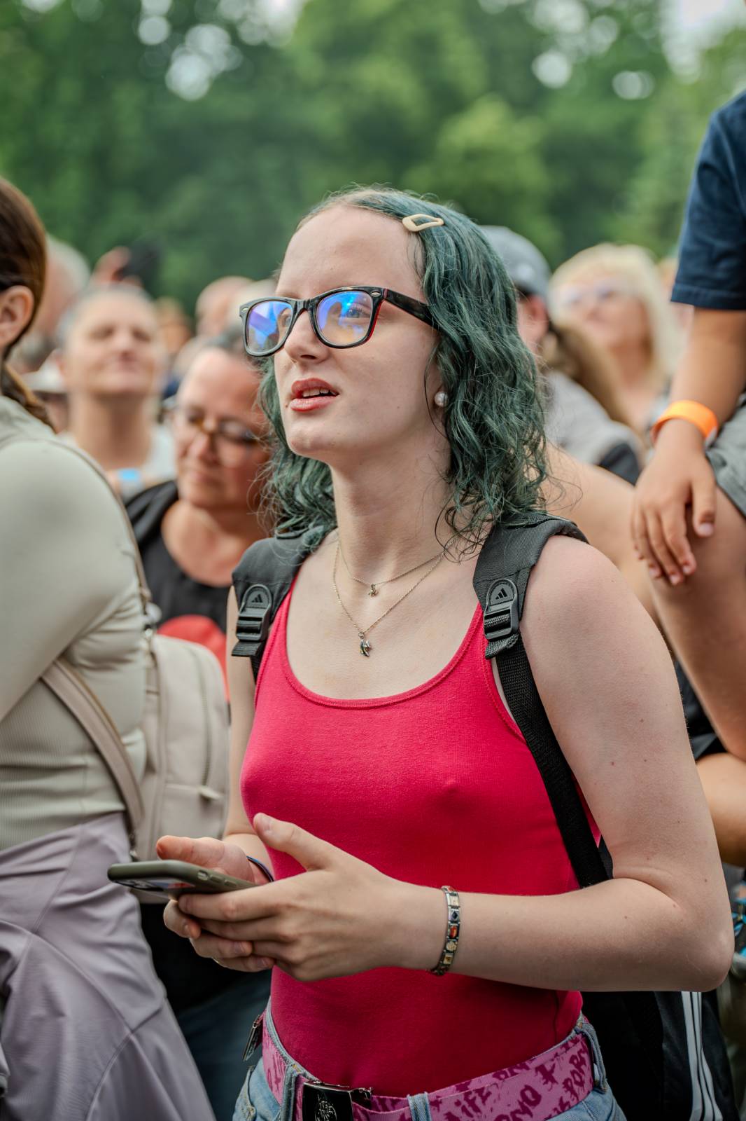 Mezi ploty, den druhý: Nad Prahou úřadovala bouře. Vystoupili Divokej Bill, Tomáš Klus i Kateřina Marie Tichá