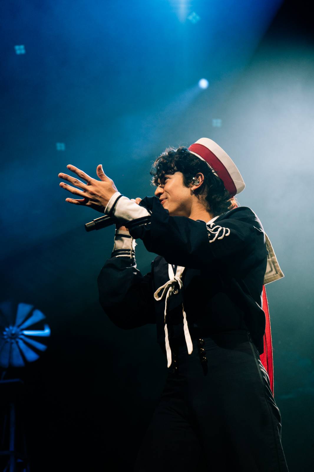 Námořník Conan Gray oslnil Prahu i podruhé. O2 arena mu zobala z rukou