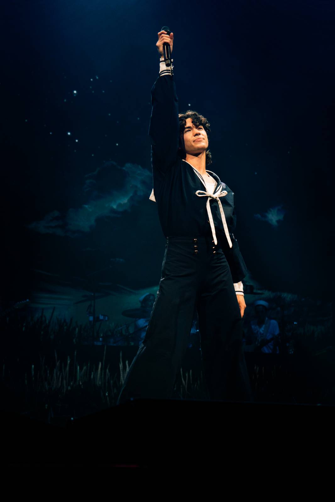 Námořník Conan Gray oslnil Prahu i podruhé. O2 arena mu zobala z rukou