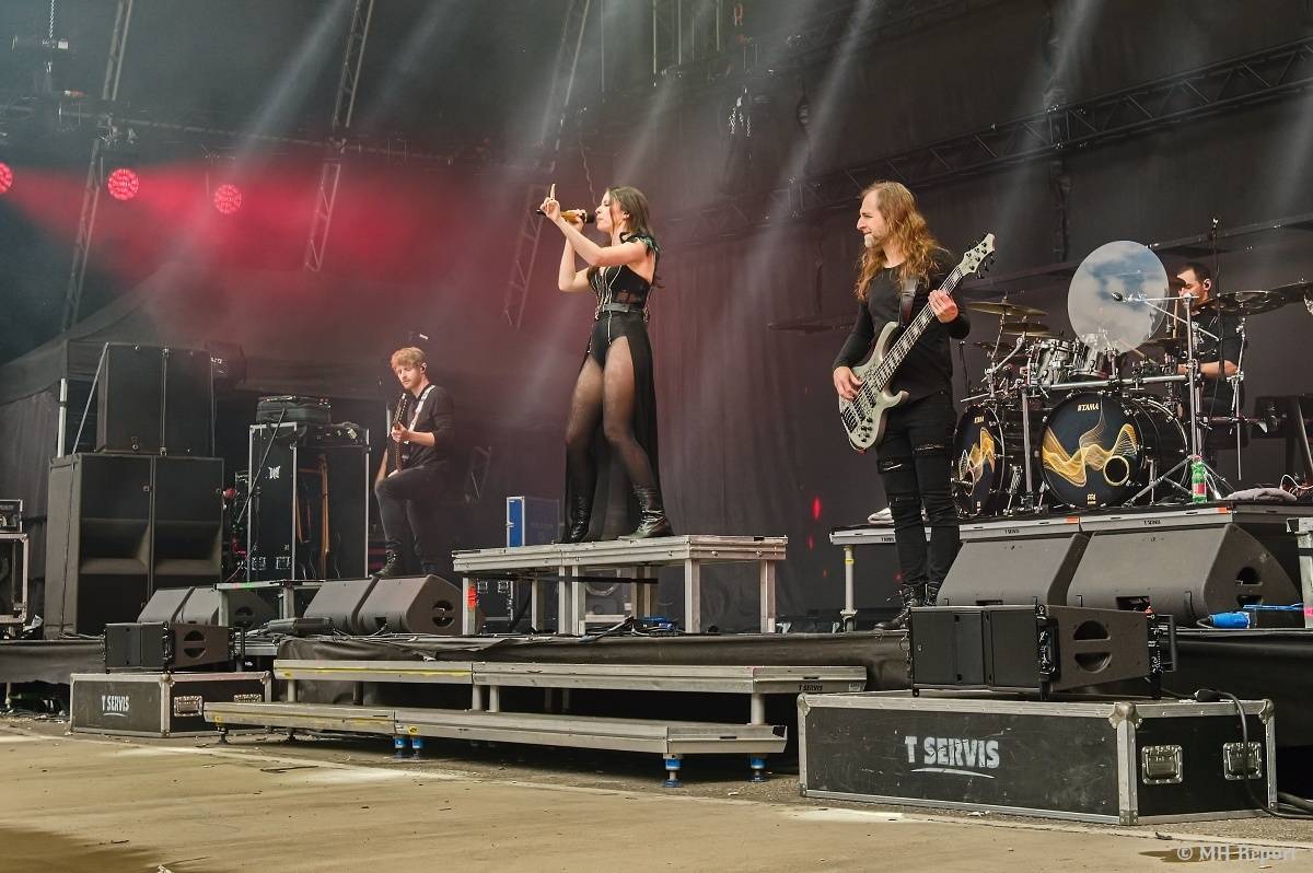 Metalfest v Plzni odstartoval ve velkém stylu. Dorazily metalové ikony Anthrax a Accept