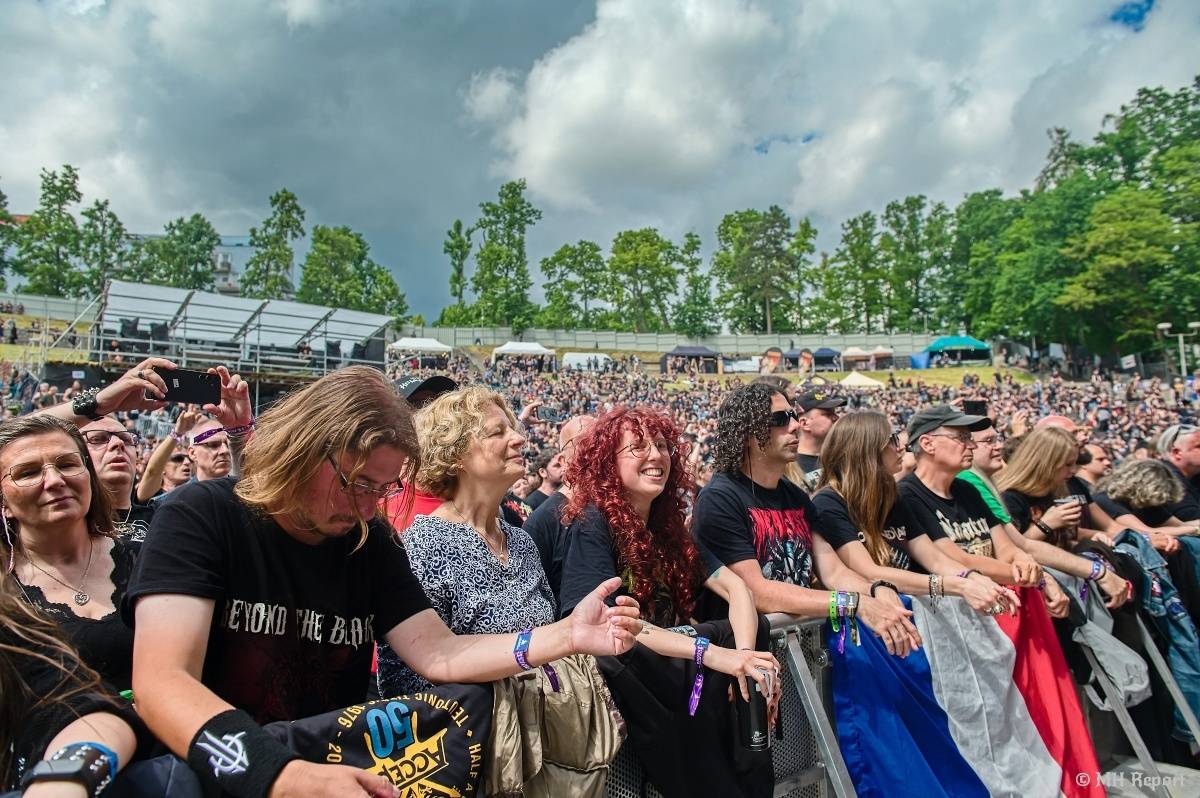 Metalfest v Plzni odstartoval ve velkém stylu. Dorazily metalové ikony Anthrax a Accept