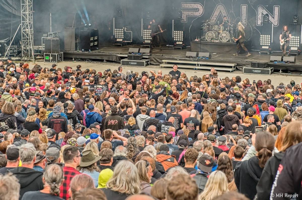 Metalfest v Plzni odstartoval ve velkém stylu. Dorazily metalové ikony Anthrax a Accept