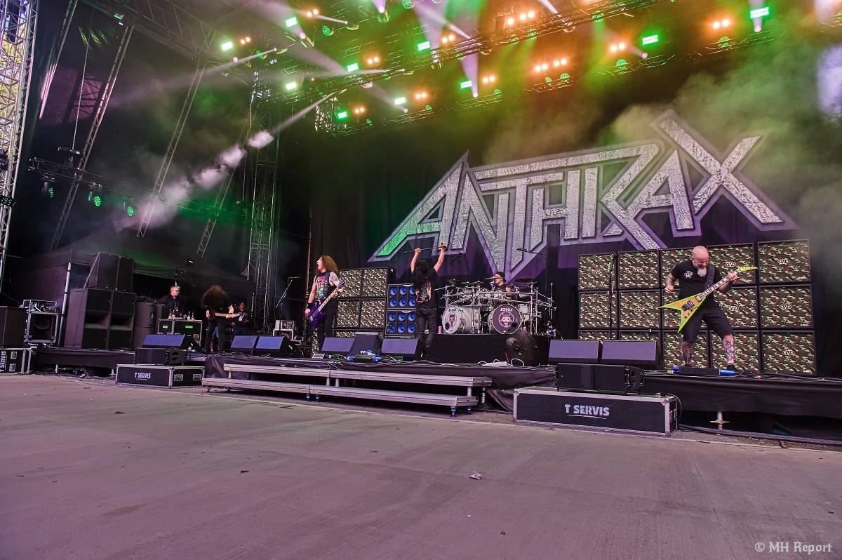 Metalfest v Plzni odstartoval ve velkém stylu. Dorazily metalové ikony Anthrax a Accept