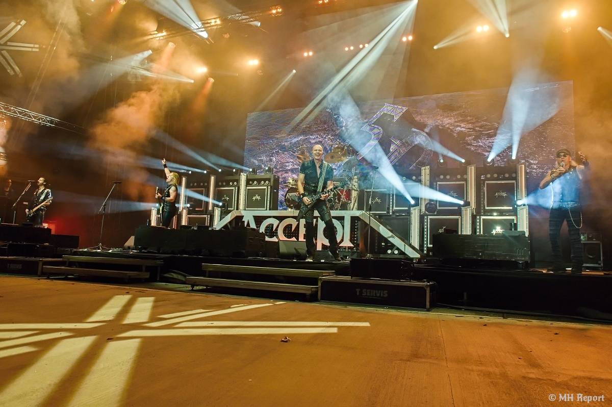Metalfest v Plzni odstartoval ve velkém stylu. Dorazily metalové ikony Anthrax a Accept