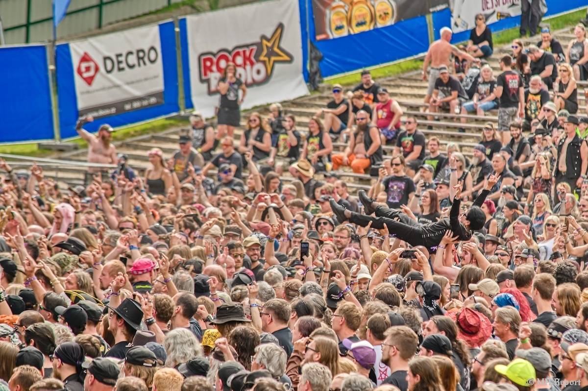 MetalFest strhl plzeňské fanoušky. Bavili je Avantasia, Kamelot nebo Dominum