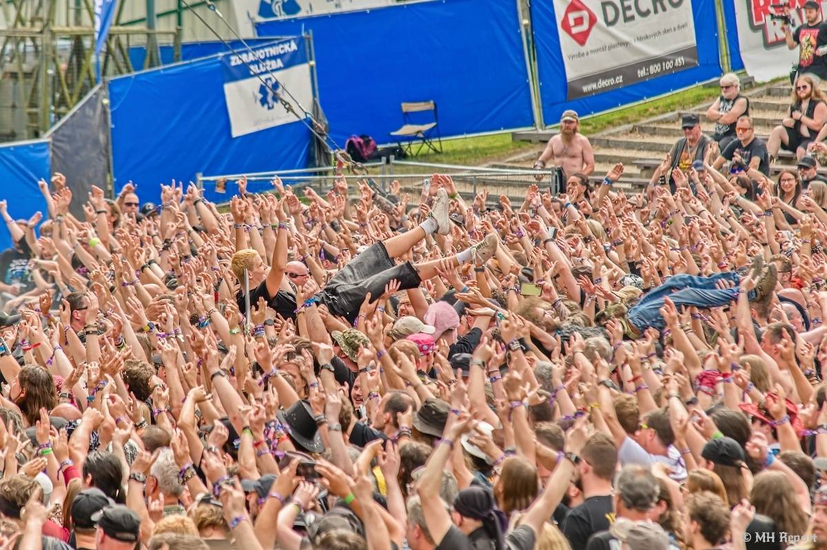 MetalFest strhl plzeňské fanoušky. Bavili je Avantasia, Kamelot nebo Dominum