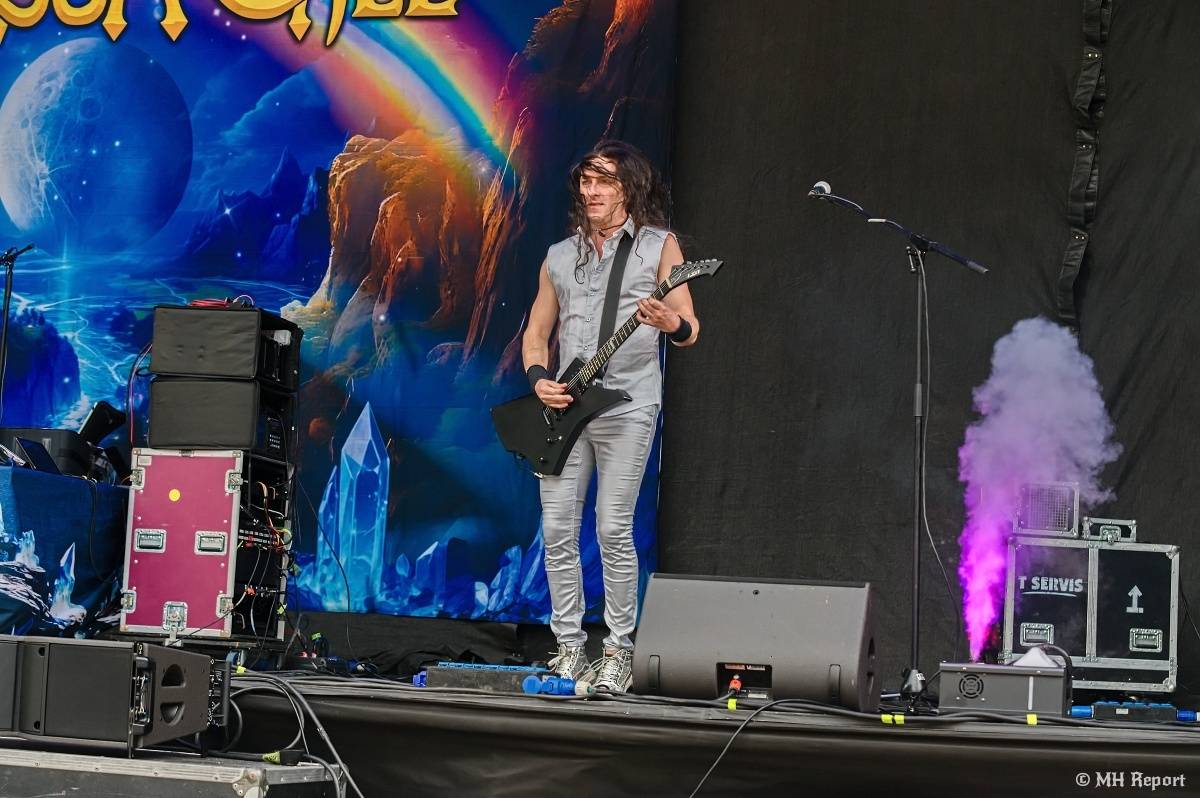 MetalFest strhl plzeňské fanoušky. Bavili je Avantasia, Kamelot nebo Dominum