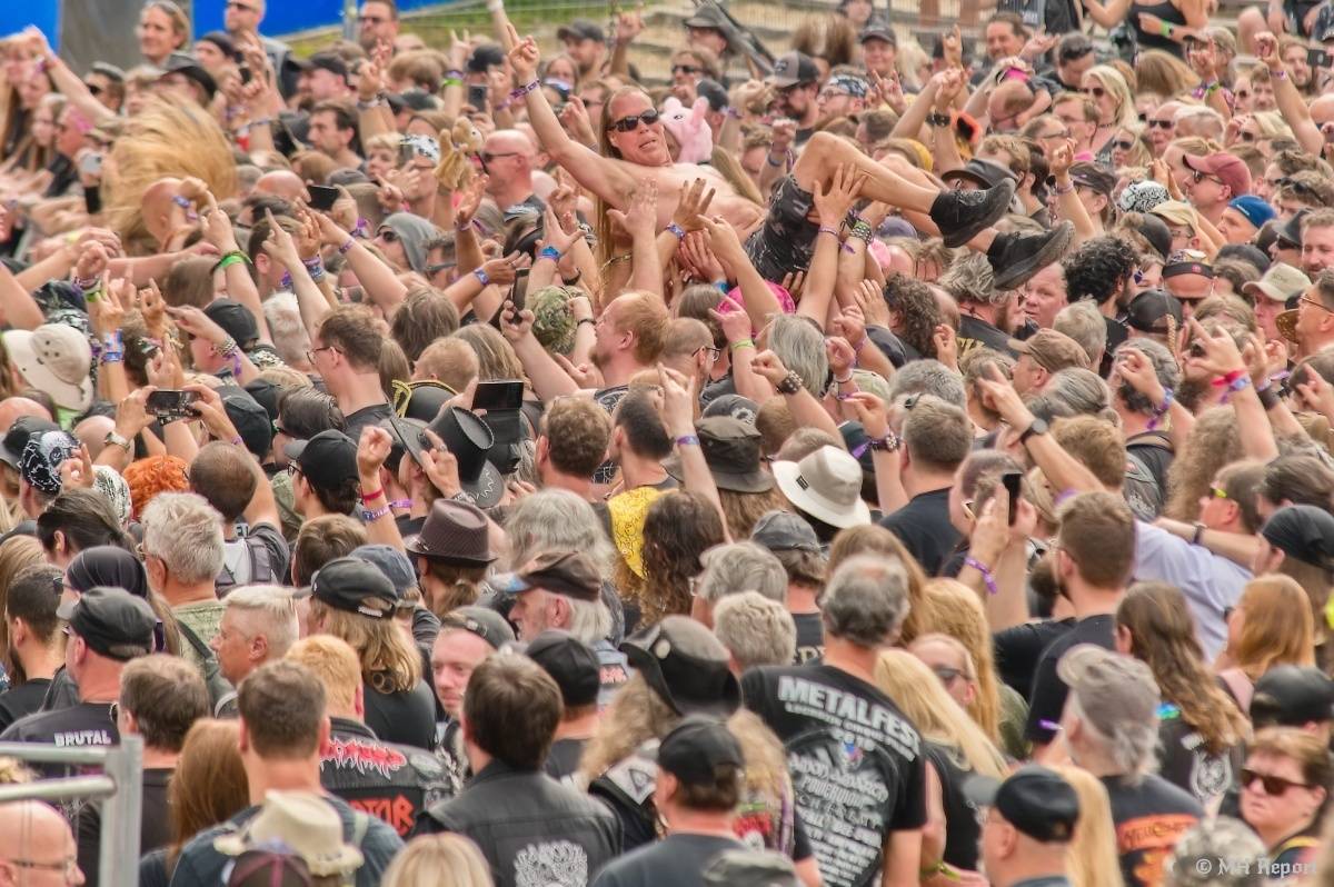 MetalFest strhl plzeňské fanoušky. Bavili je Avantasia, Kamelot nebo Dominum