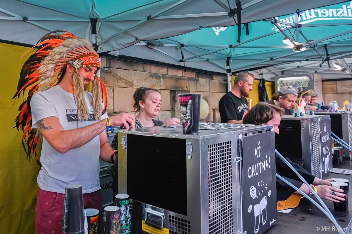 MetalFest strhl plzeňské fanoušky. Bavili je Avantasia, Kamelot nebo Dominum