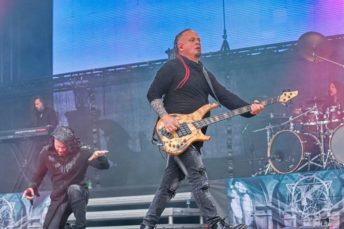 MetalFest strhl plzeňské fanoušky. Bavili je Avantasia, Kamelot nebo Dominum