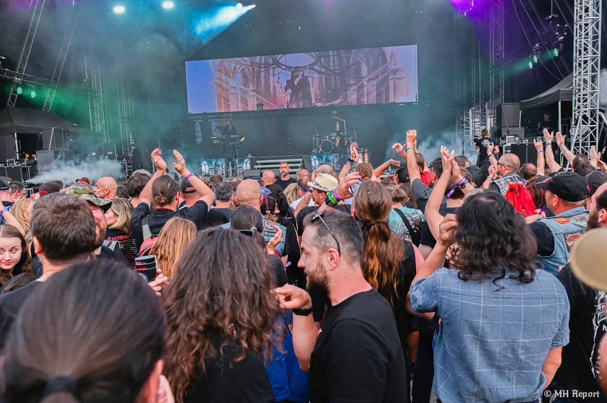 MetalFest strhl plzeňské fanoušky. Bavili je Avantasia, Kamelot nebo Dominum