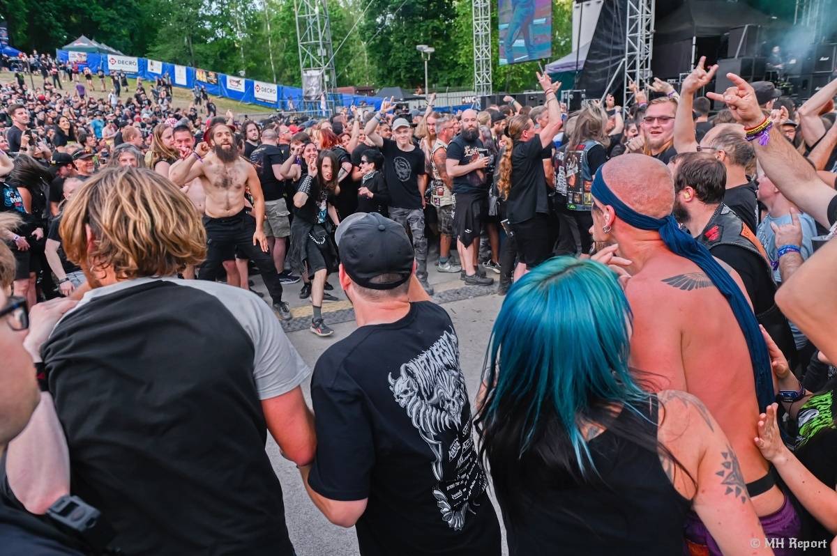 MetalFest strhl plzeňské fanoušky. Bavili je Avantasia, Kamelot nebo Dominum