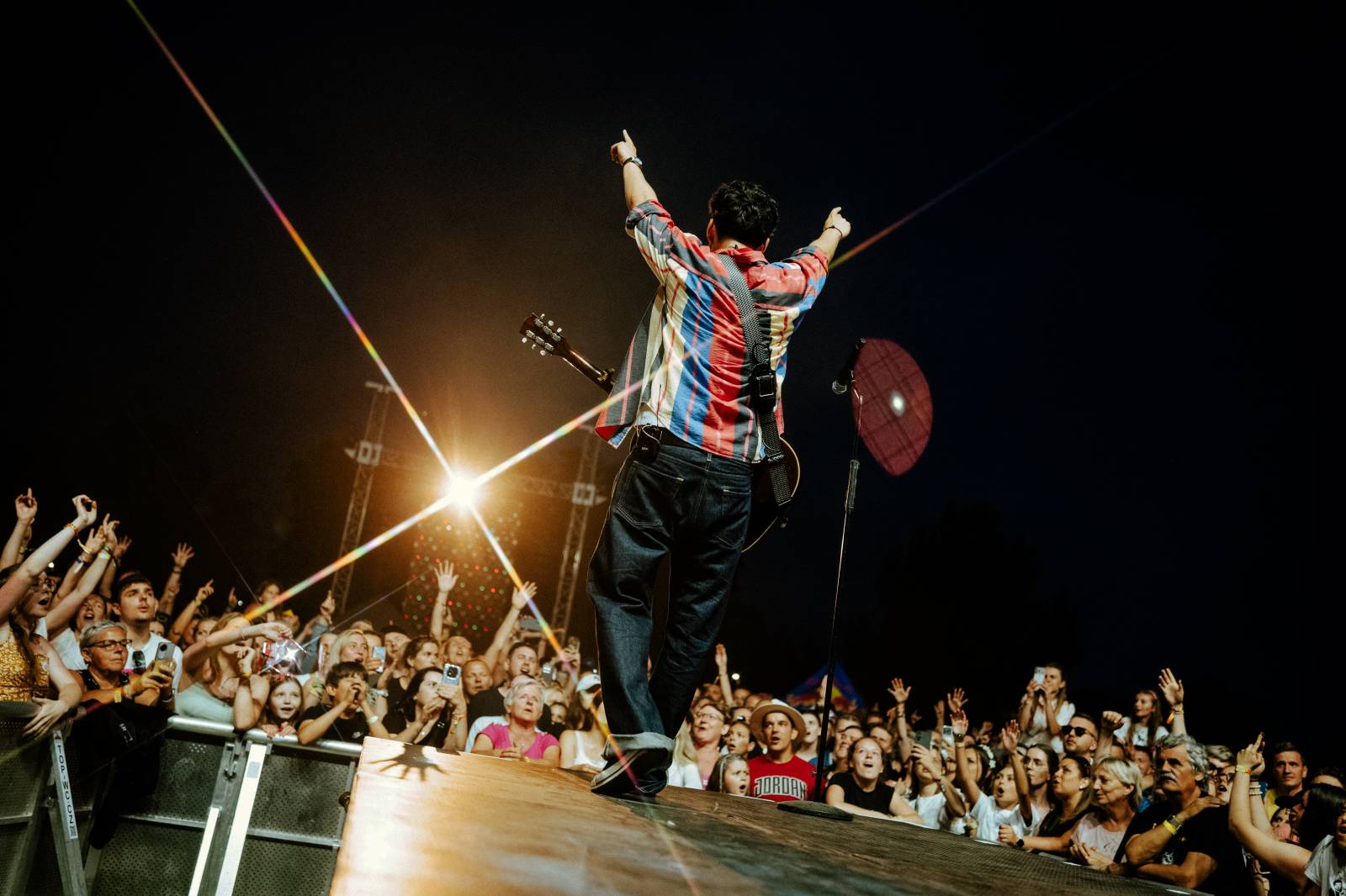Mirai odstartovali na Slavnostech Břeclav své festivalové léto. Fanouškům dali nahlédnout do svého pokoje