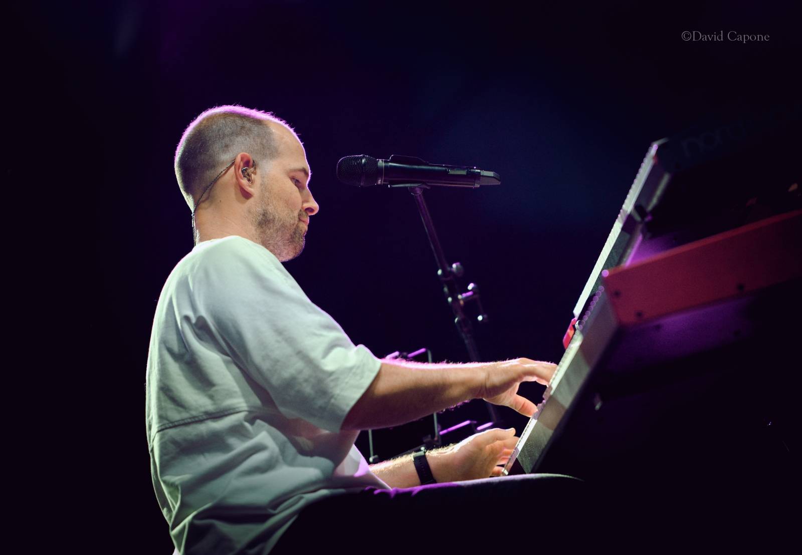 Tros Discotequos se vrátili do Plzně. Fanoušky bavili svou pěvecky-improvizační show