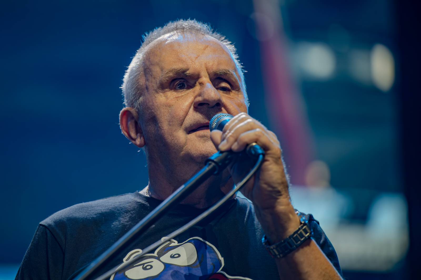 Elán se před pauzou loučil v pražské O2 areně. Vzpomínalo se na Vaša Patejdla, dorazili bývalí členové