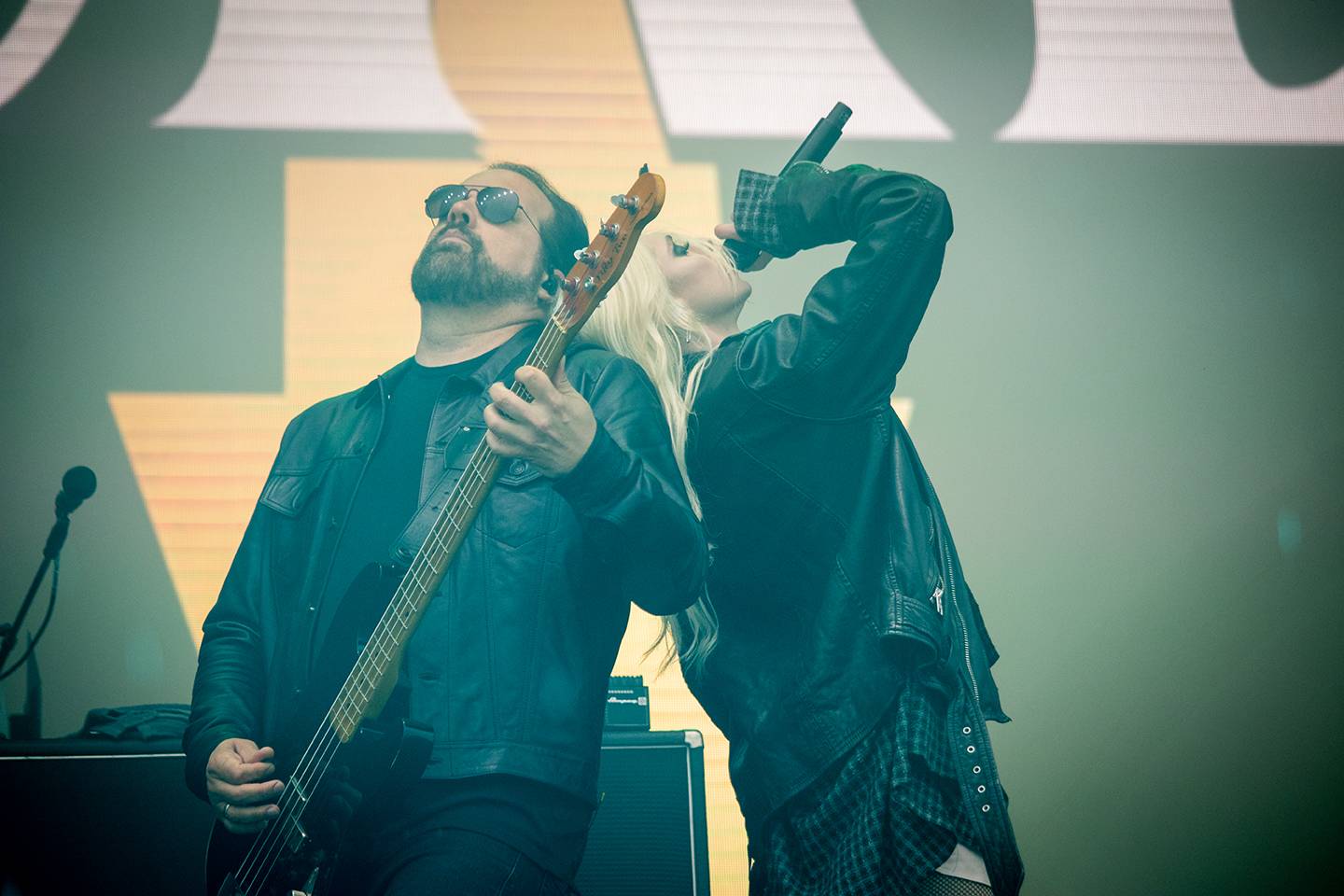Taylor Momsen z The Pretty Reckless si omotala publikum na Rock for People kolem prstu. V Hradci Králové zahráli i Electric Callboy a The Wombats