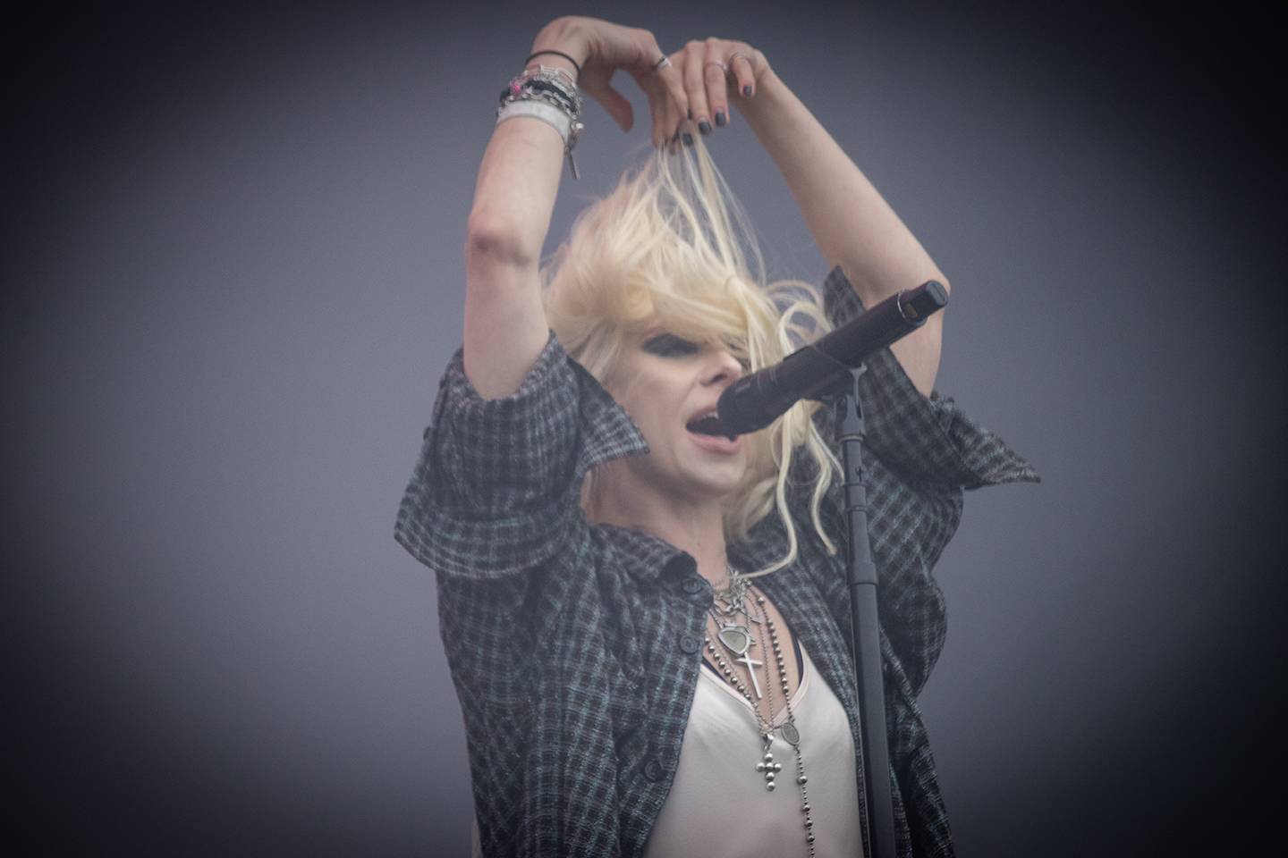 Taylor Momsen z The Pretty Reckless si omotala publikum na Rock for People kolem prstu. V Hradci Králové zahráli i Electric Callboy a The Wombats